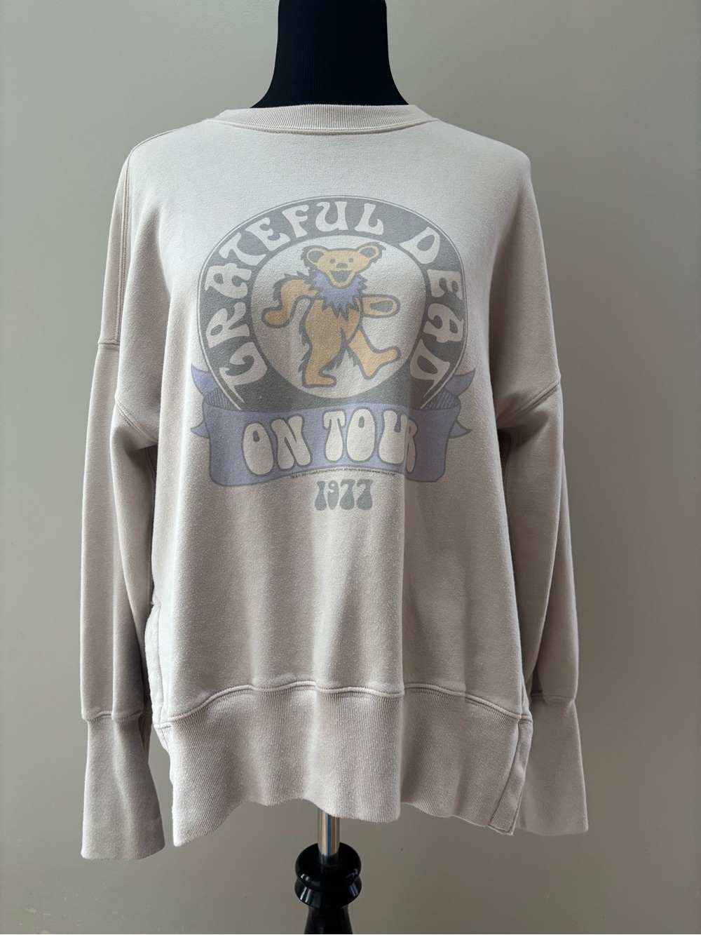 Abercrombie & Fitch Grateful Dead "On Tour 1977" Beige Sweatshirt
